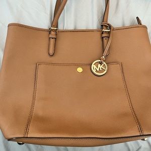 Mk Purse. Medium tote size. No longer use it.